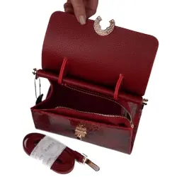 Сумка жіноча шкіряна лакована Karya 5075-569 червона