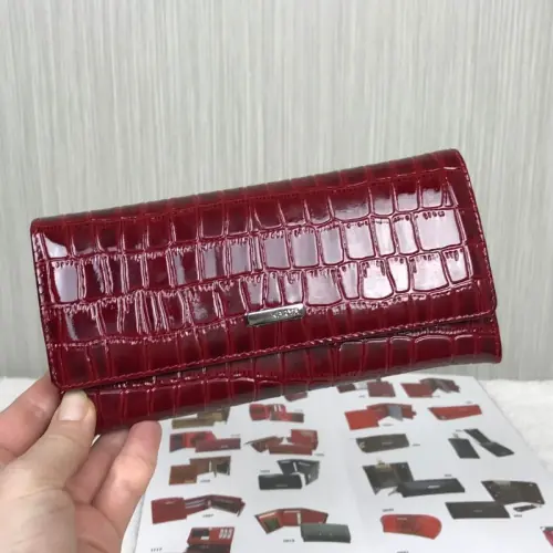 Гаманець жіночий шкіряний лакований Karya 1071