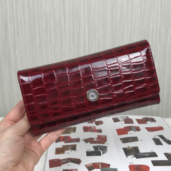 Гаманець жіночий шкіряний лакований Karya 1146
