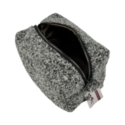 Косметичка жіноча зі штучного хутра WeLassie 71101 Альда сіра